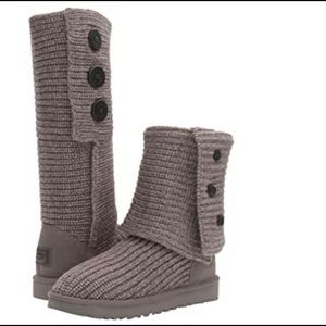 UGG CLASSIC CARDY BOOT